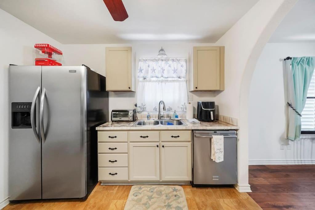 Galveston Beach House Family/Pet Friendly Zewnętrze zdjęcie
